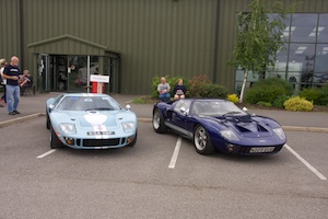 Pair of GT40 replicas