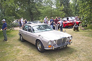 Jaguar XJ